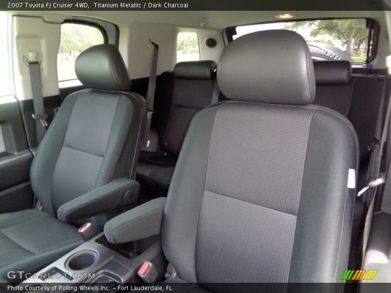 Titanium Metallic / Dark Charcoal 2007 Toyota FJ Cruiser 4WD