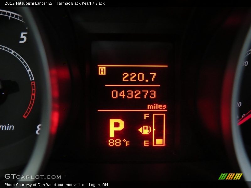 Tarmac Black Pearl / Black 2013 Mitsubishi Lancer ES