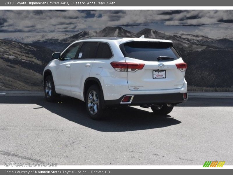 Blizzard White Pearl / Ash 2018 Toyota Highlander Limited AWD