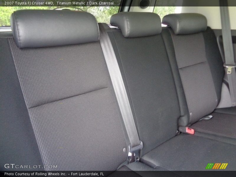 Titanium Metallic / Dark Charcoal 2007 Toyota FJ Cruiser 4WD