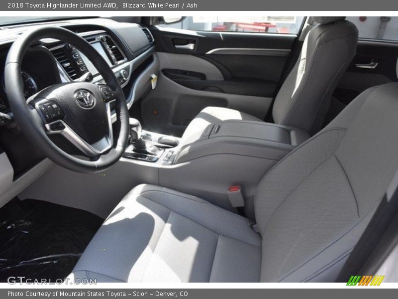 Blizzard White Pearl / Ash 2018 Toyota Highlander Limited AWD