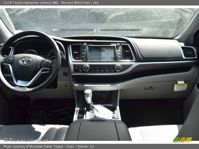 Blizzard White Pearl / Ash 2018 Toyota Highlander Limited AWD
