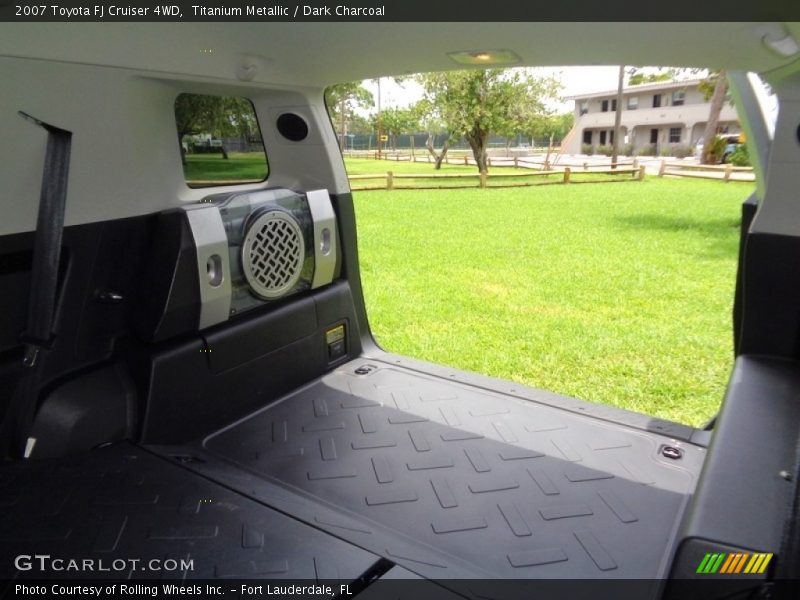 Titanium Metallic / Dark Charcoal 2007 Toyota FJ Cruiser 4WD