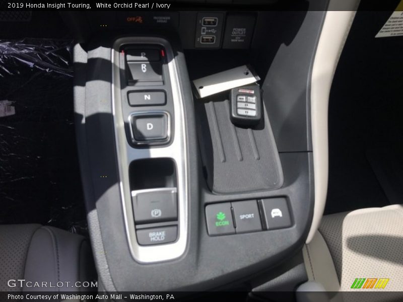 White Orchid Pearl / Ivory 2019 Honda Insight Touring