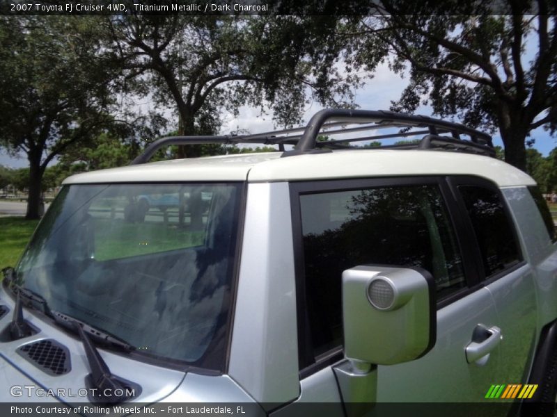 Titanium Metallic / Dark Charcoal 2007 Toyota FJ Cruiser 4WD