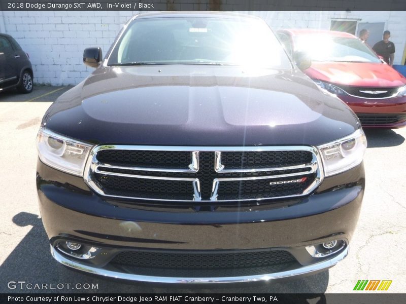 In–Violet / Black 2018 Dodge Durango SXT AWD