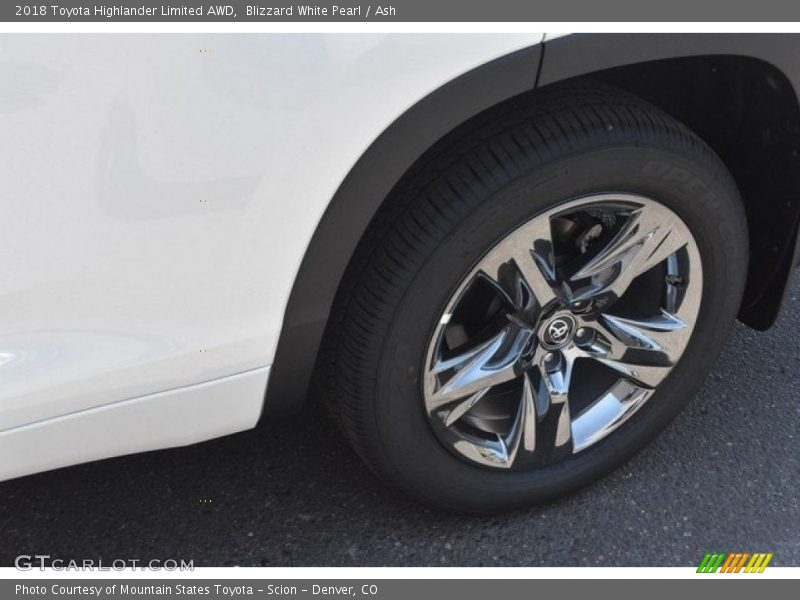 Blizzard White Pearl / Ash 2018 Toyota Highlander Limited AWD