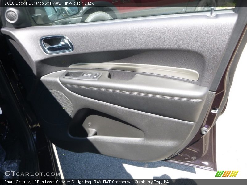 In–Violet / Black 2018 Dodge Durango SXT AWD