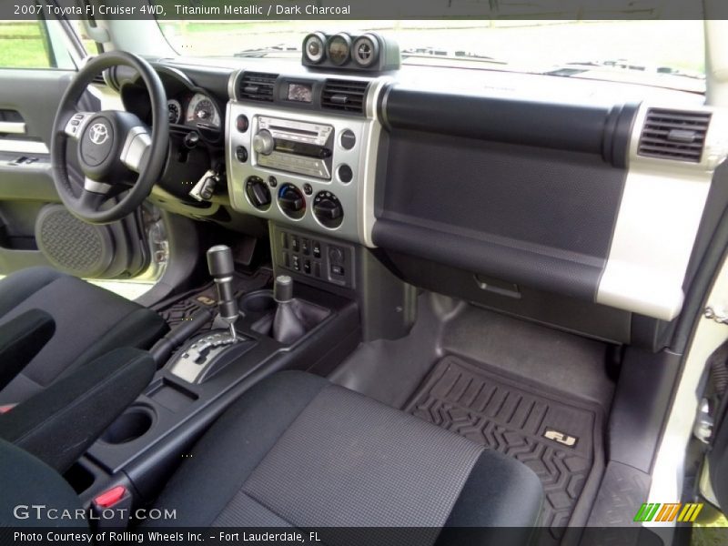 Titanium Metallic / Dark Charcoal 2007 Toyota FJ Cruiser 4WD