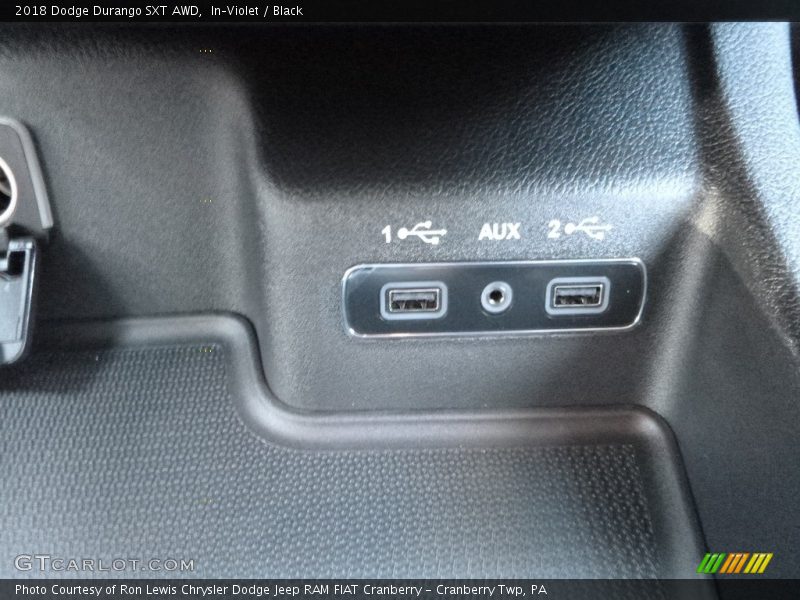 In–Violet / Black 2018 Dodge Durango SXT AWD