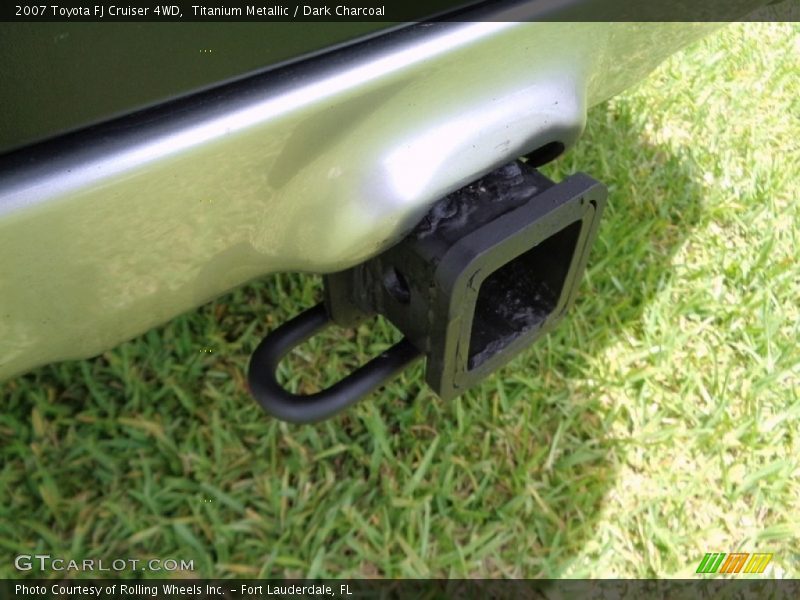 Titanium Metallic / Dark Charcoal 2007 Toyota FJ Cruiser 4WD