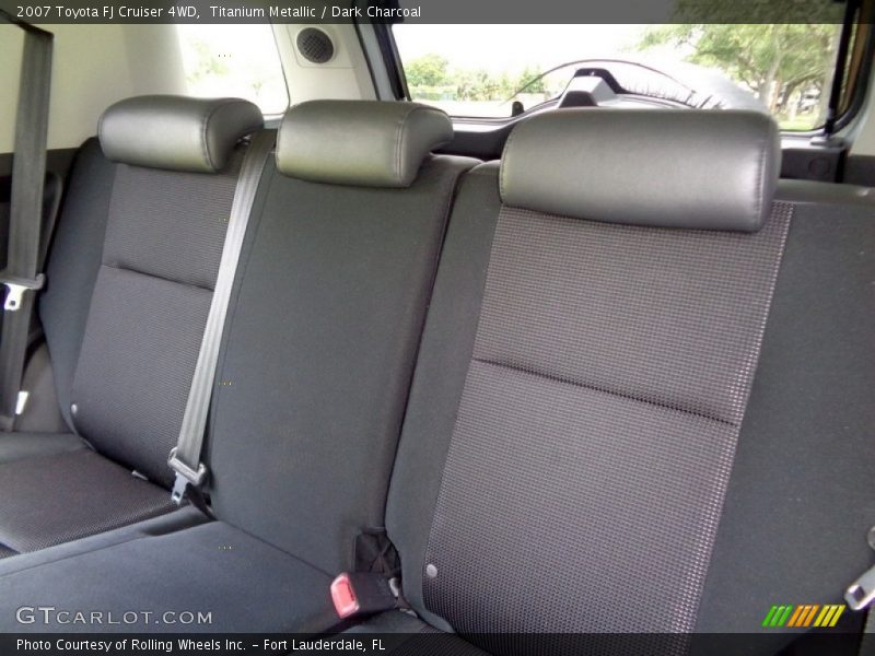 Titanium Metallic / Dark Charcoal 2007 Toyota FJ Cruiser 4WD