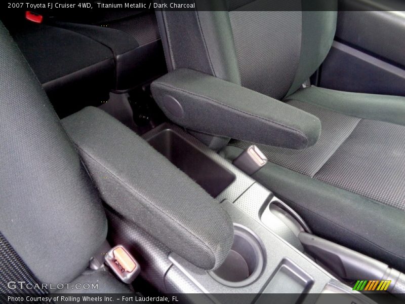 Titanium Metallic / Dark Charcoal 2007 Toyota FJ Cruiser 4WD