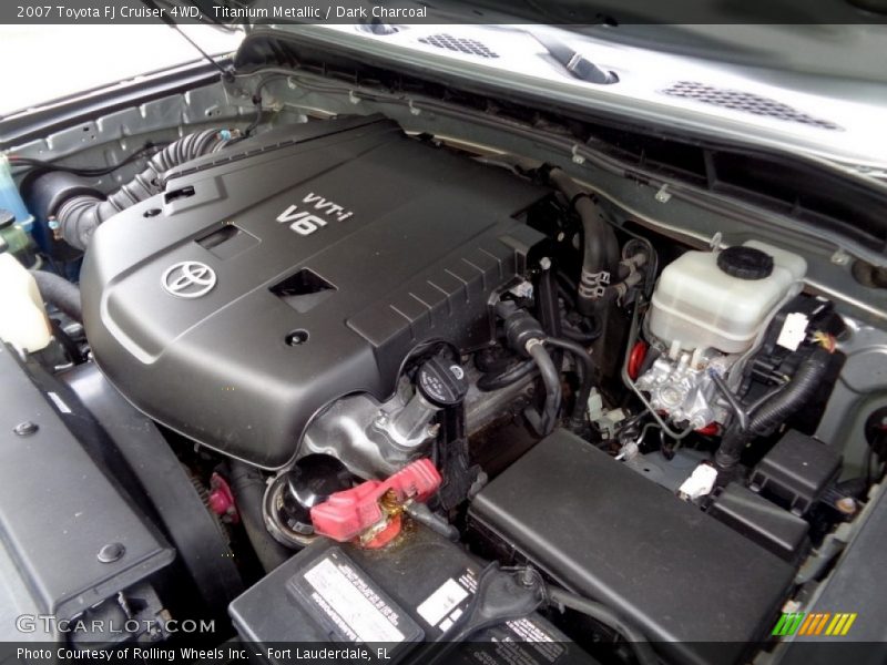 Titanium Metallic / Dark Charcoal 2007 Toyota FJ Cruiser 4WD