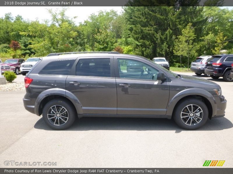 Granite Pearl / Black 2018 Dodge Journey SE