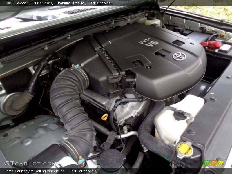 Titanium Metallic / Dark Charcoal 2007 Toyota FJ Cruiser 4WD
