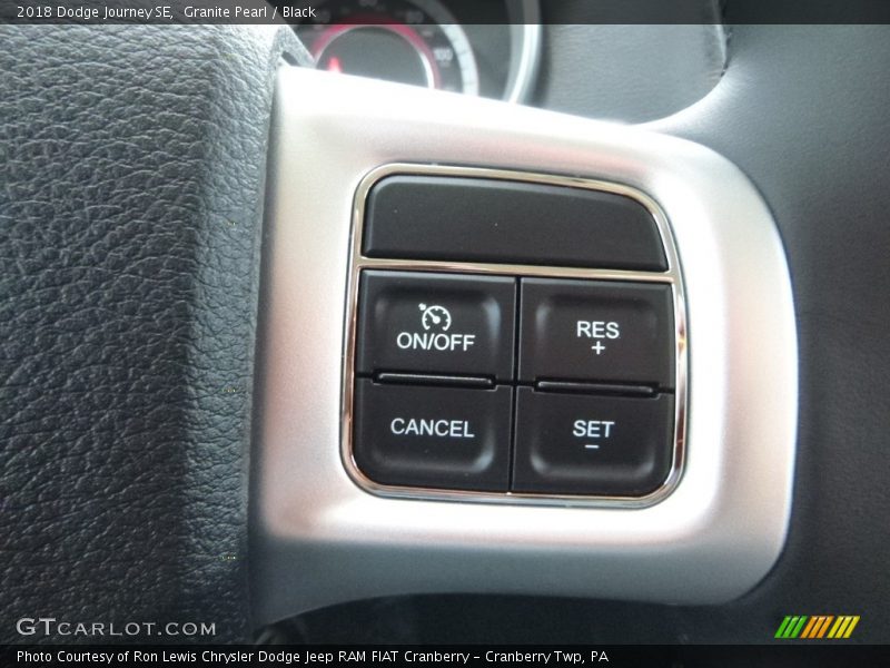 Granite Pearl / Black 2018 Dodge Journey SE