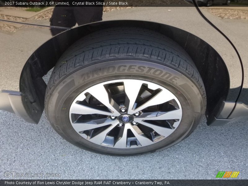 Crystal Black Silica / Slate Black 2017 Subaru Outback 3.6R Limited