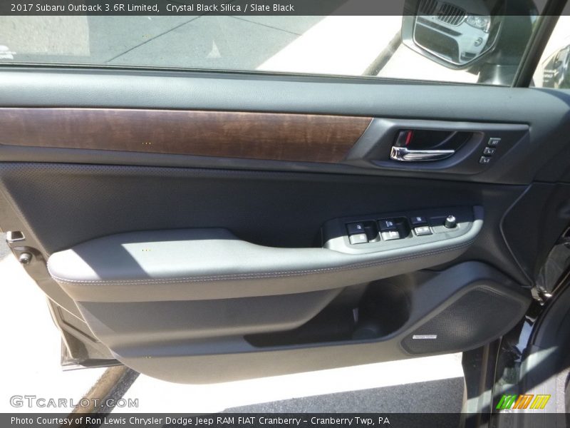 Crystal Black Silica / Slate Black 2017 Subaru Outback 3.6R Limited