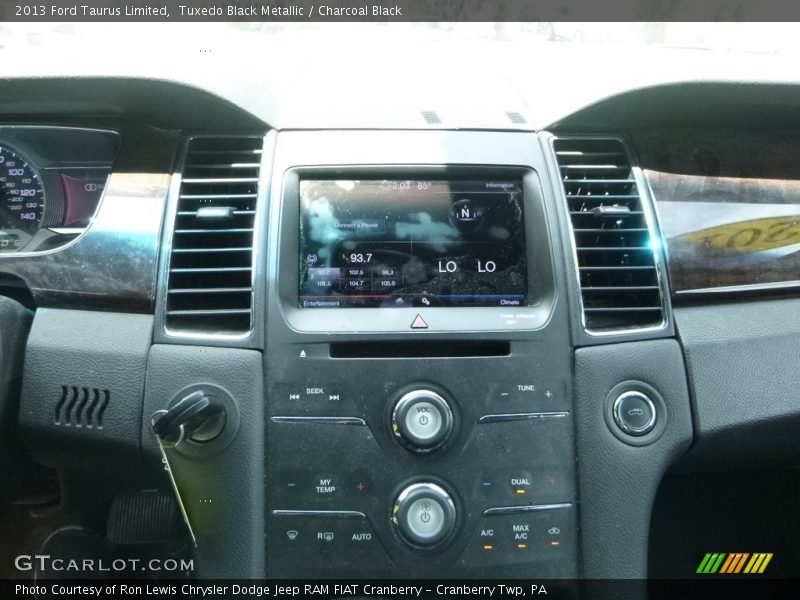 Tuxedo Black Metallic / Charcoal Black 2013 Ford Taurus Limited
