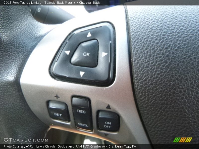 Tuxedo Black Metallic / Charcoal Black 2013 Ford Taurus Limited