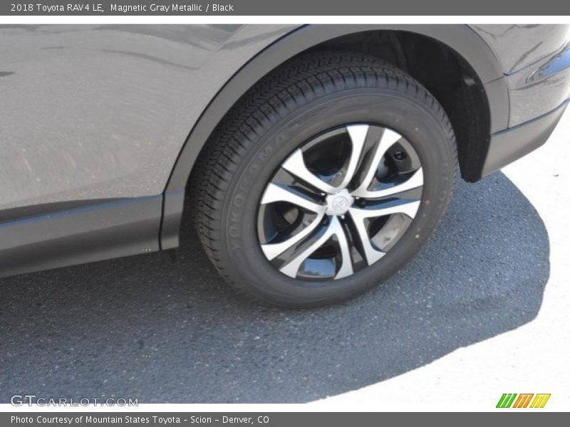 Magnetic Gray Metallic / Black 2018 Toyota RAV4 LE