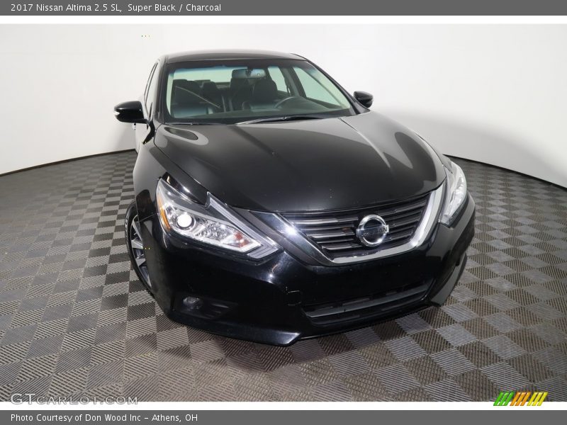 Super Black / Charcoal 2017 Nissan Altima 2.5 SL