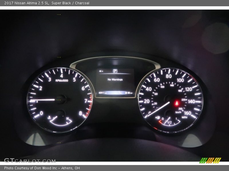 Super Black / Charcoal 2017 Nissan Altima 2.5 SL