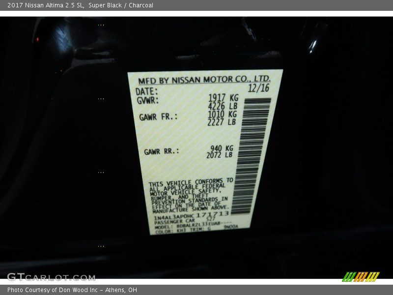 Super Black / Charcoal 2017 Nissan Altima 2.5 SL