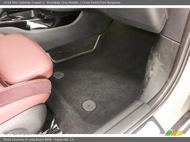 Moonwalk Grey Metallic / Cross Punch/Pure Burgundy 2018 Mini Clubman Cooper S