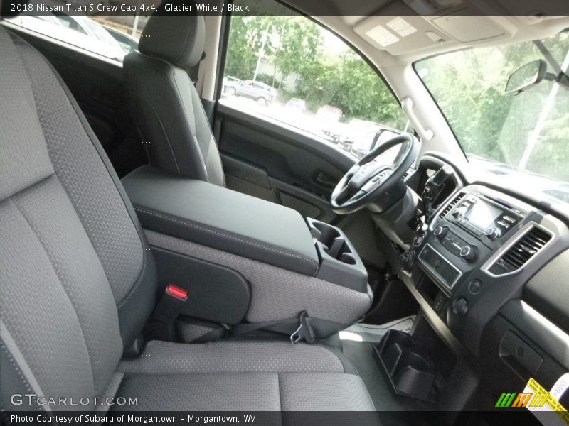 Glacier White / Black 2018 Nissan Titan S Crew Cab 4x4