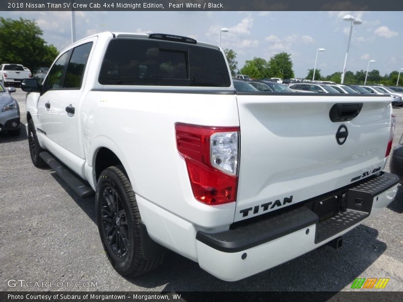 Pearl White / Black 2018 Nissan Titan SV Crew Cab 4x4 Midnight Edition