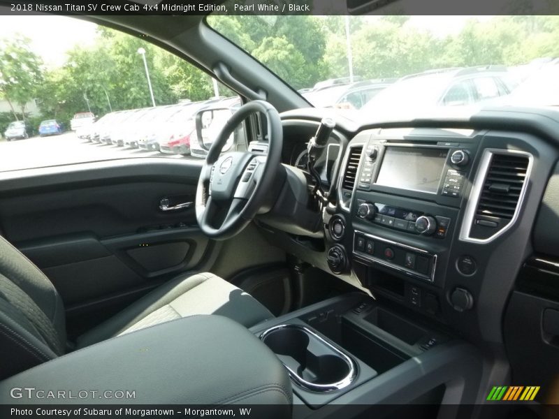 Pearl White / Black 2018 Nissan Titan SV Crew Cab 4x4 Midnight Edition