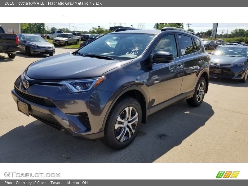 Magnetic Gray Metallic / Black 2018 Toyota RAV4 LE