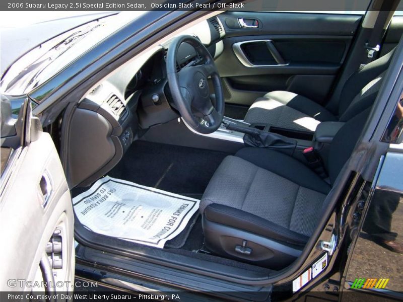 Obsidian Black Pearl / Off-Black 2006 Subaru Legacy 2.5i Special Edition Sedan