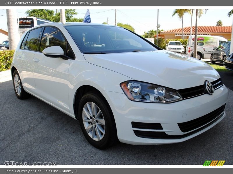 Pure White / Black 2015 Volkswagen Golf 4 Door 1.8T S