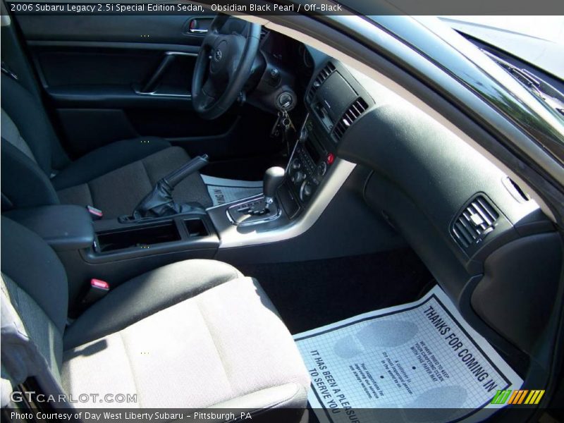 Obsidian Black Pearl / Off-Black 2006 Subaru Legacy 2.5i Special Edition Sedan
