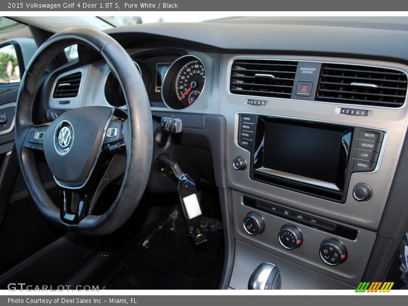 Pure White / Black 2015 Volkswagen Golf 4 Door 1.8T S