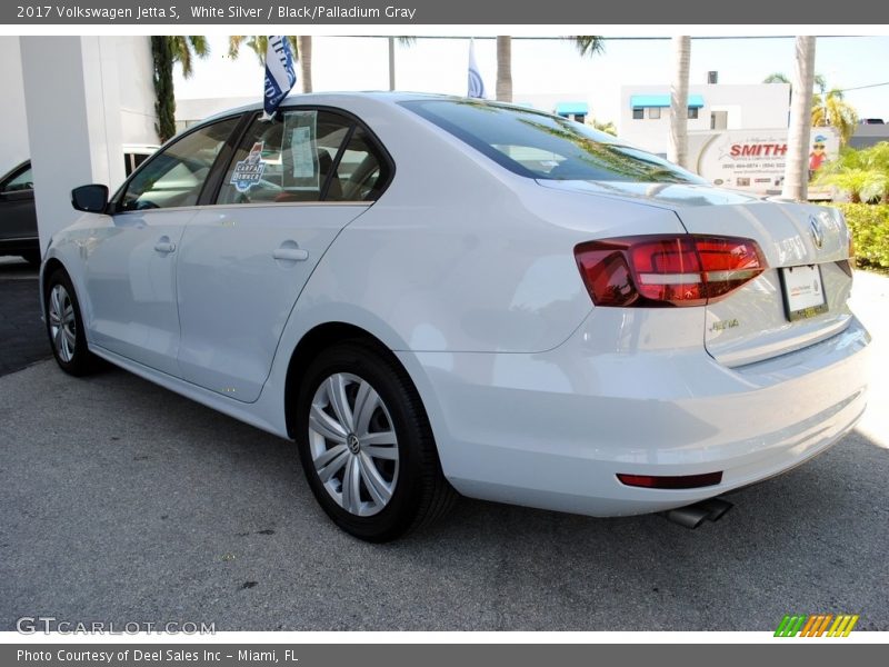 White Silver / Black/Palladium Gray 2017 Volkswagen Jetta S