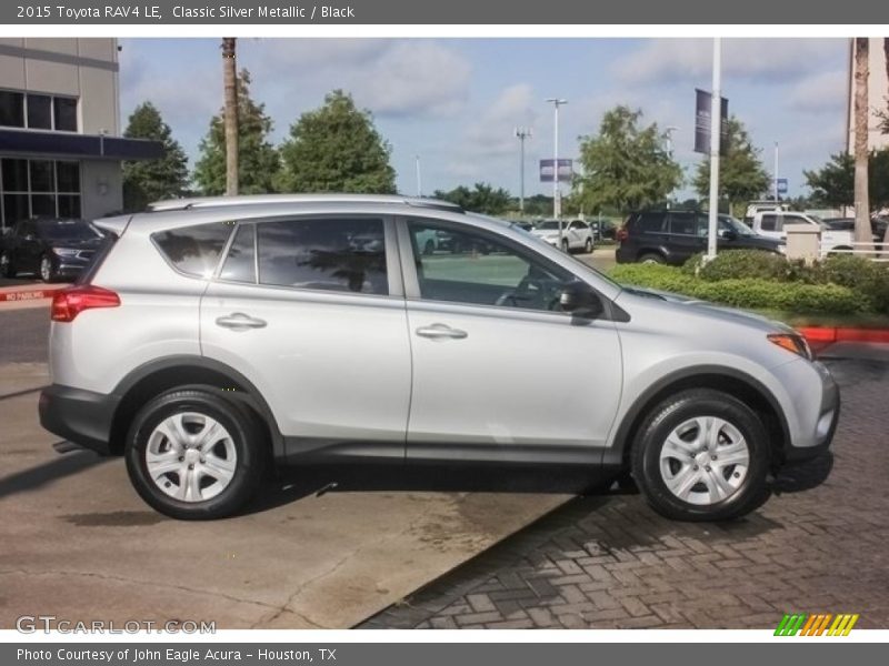 Classic Silver Metallic / Black 2015 Toyota RAV4 LE