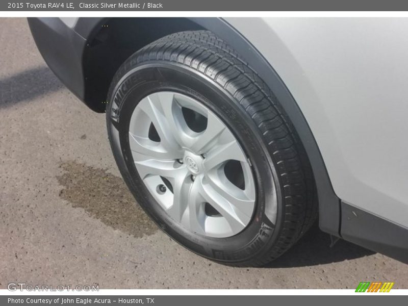 Classic Silver Metallic / Black 2015 Toyota RAV4 LE