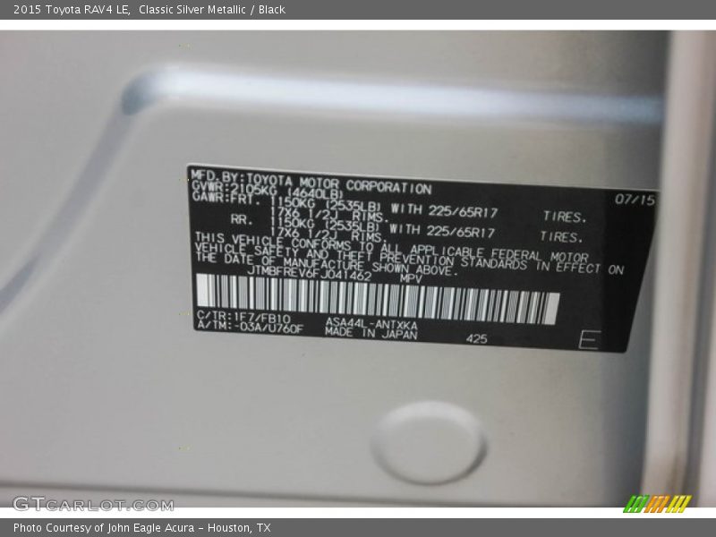 Classic Silver Metallic / Black 2015 Toyota RAV4 LE