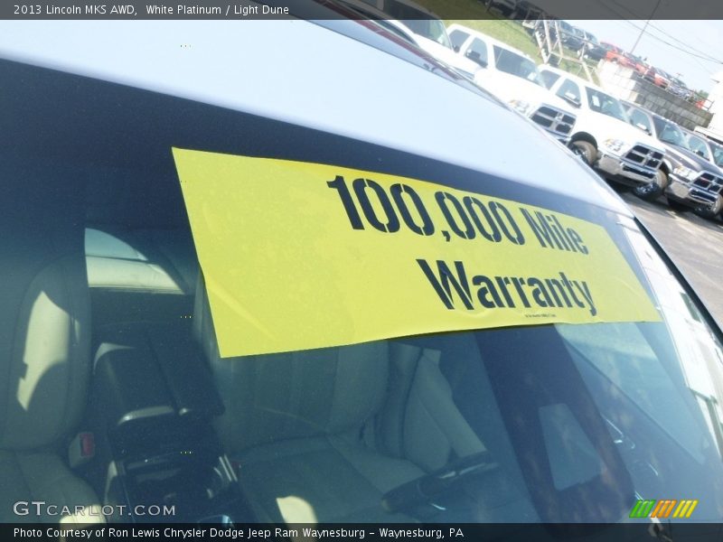 White Platinum / Light Dune 2013 Lincoln MKS AWD