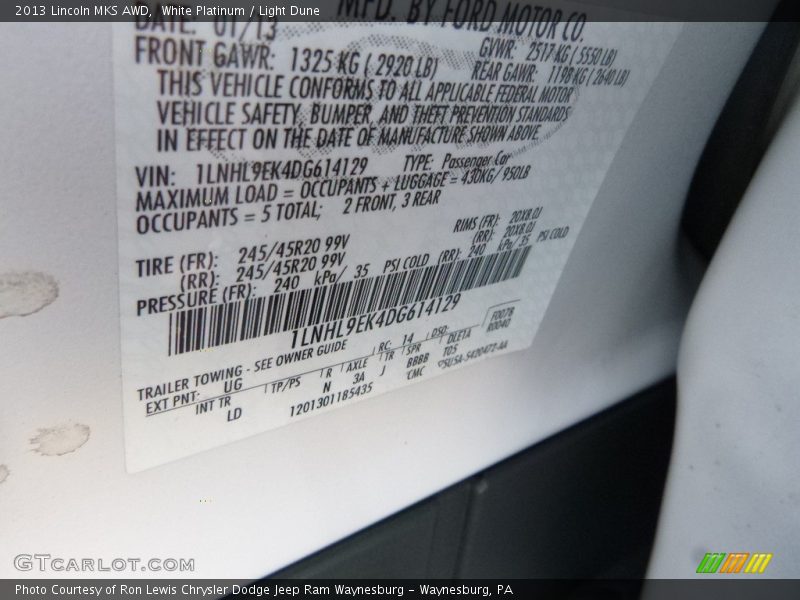 White Platinum / Light Dune 2013 Lincoln MKS AWD