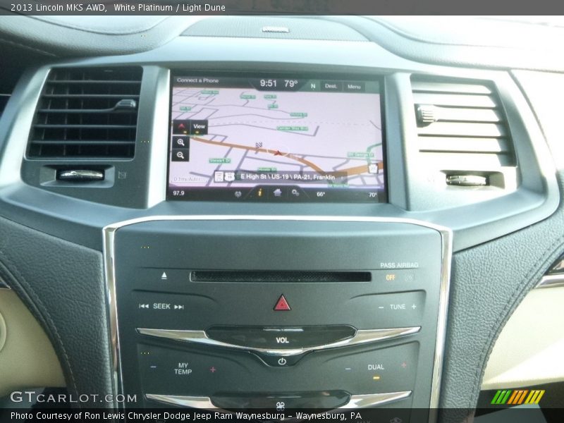 White Platinum / Light Dune 2013 Lincoln MKS AWD