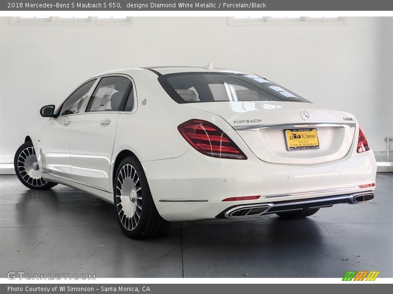 designo Diamond White Metallic / Porcelain/Black 2018 Mercedes-Benz S Maybach S 650