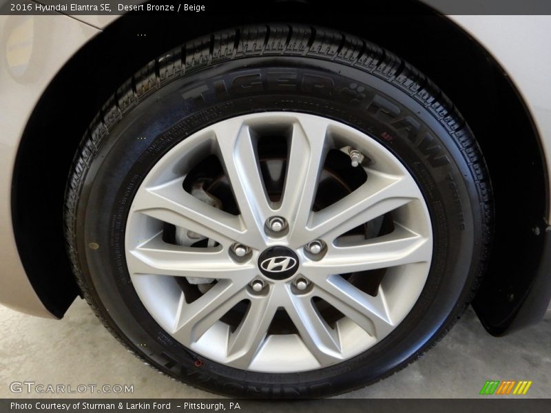 Desert Bronze / Beige 2016 Hyundai Elantra SE