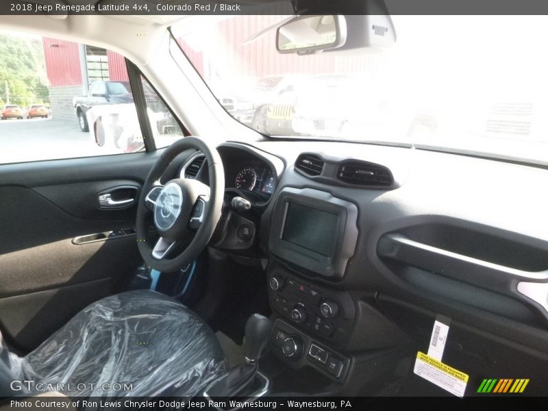 Colorado Red / Black 2018 Jeep Renegade Latitude 4x4