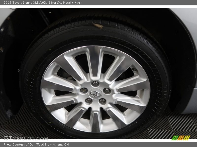 Silver Sky Metallic / Ash 2015 Toyota Sienna XLE AWD
