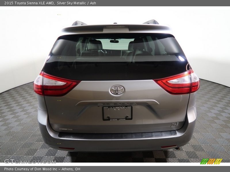 Silver Sky Metallic / Ash 2015 Toyota Sienna XLE AWD